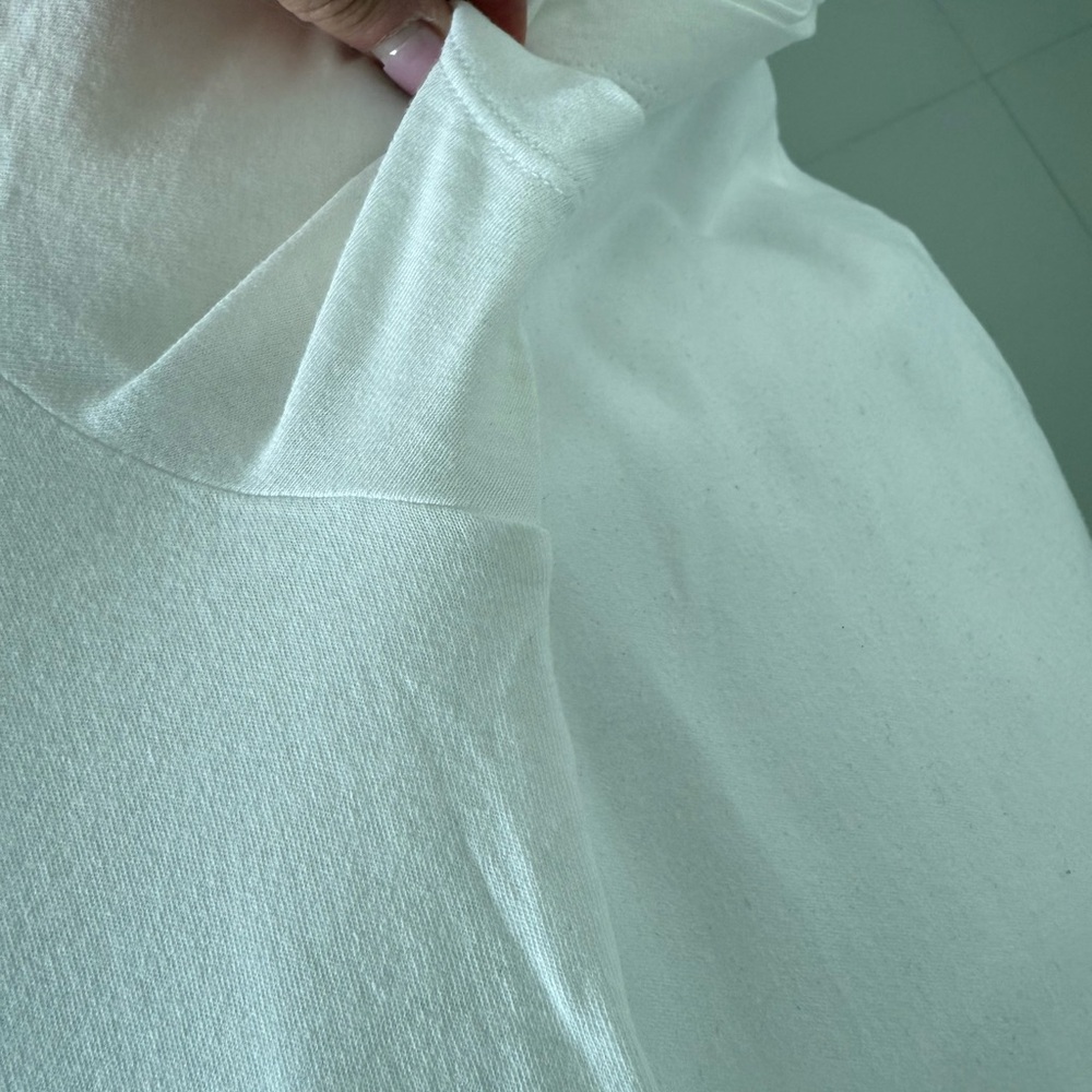 Gucci Subtle Logo White Tee - Picture 4 of 6